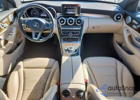 2018 Mercedes-Benz C 300 из США, поврежденный, VIN 55SWF4JB9JU259460